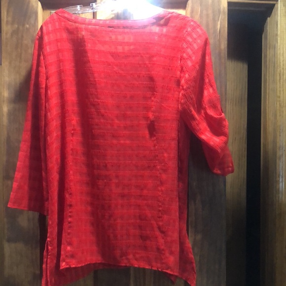 Blouse - Picture 2 of 3